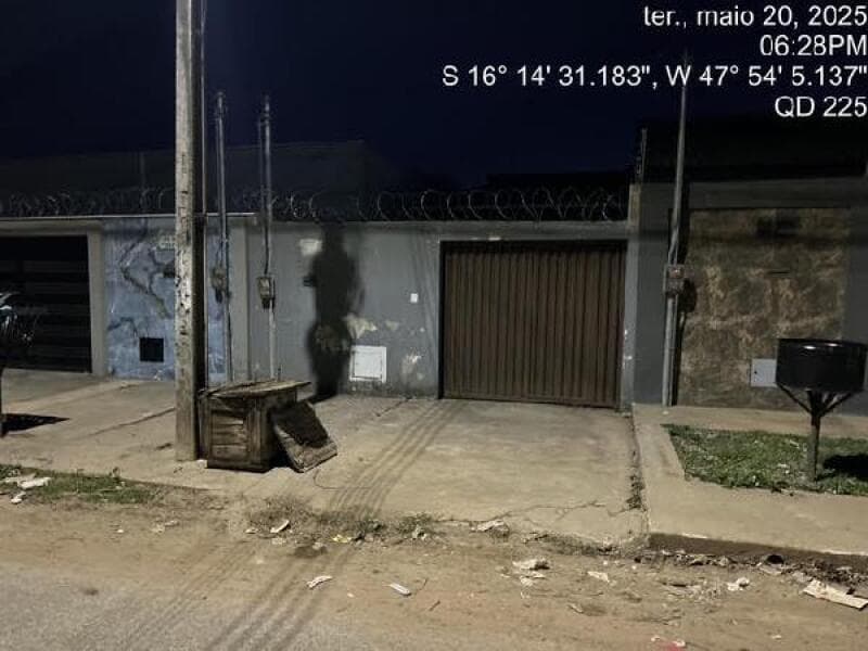 Casa em leilão em Luziânia - GO — LOTE 070 Casa