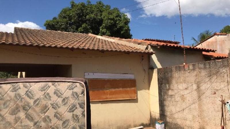 Casa em leilão em Santo Antônio Do Descoberto - GO — LOTE 085 Casa