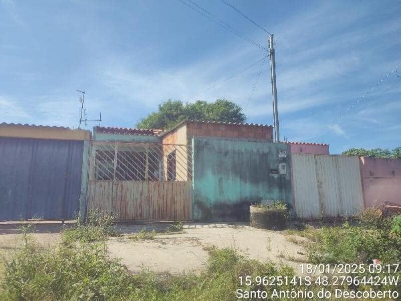 Casa em leilão em Santo Antônio Do Descoberto - GO — LOTE 089 Casa