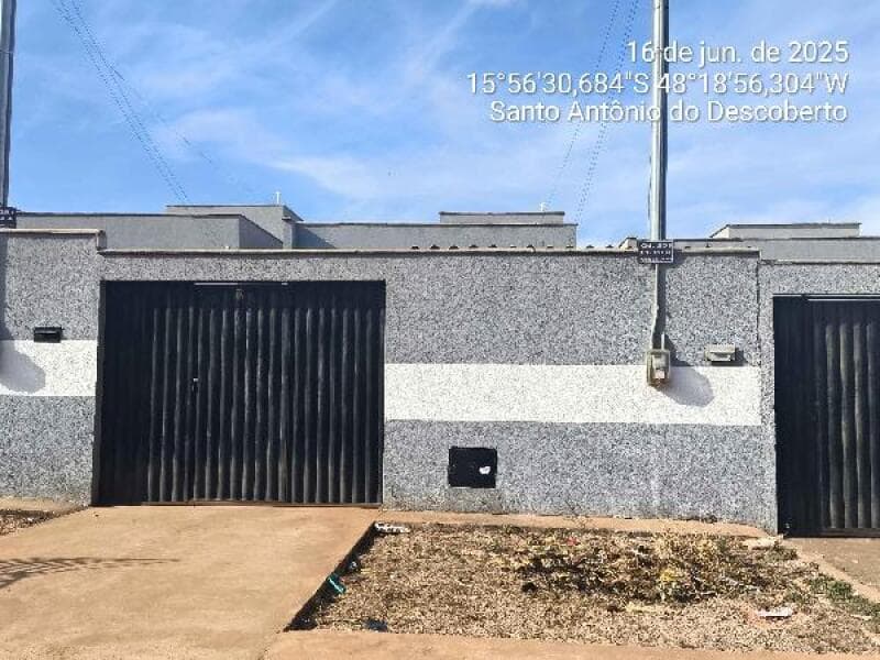 Casa em leilão em Santo Antônio Do Descoberto - GO — LOTE 108 Casa