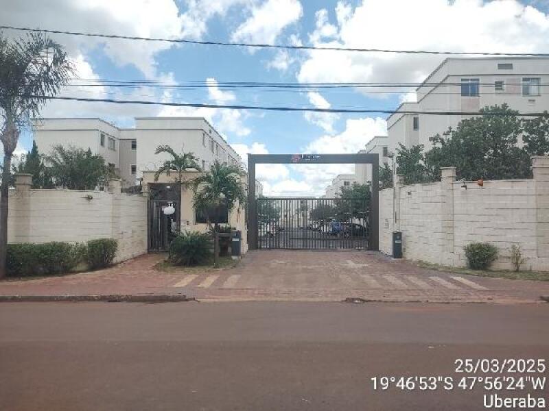 Apartamento em leilão em Uberaba - MG — LOTE 170 Apartamento