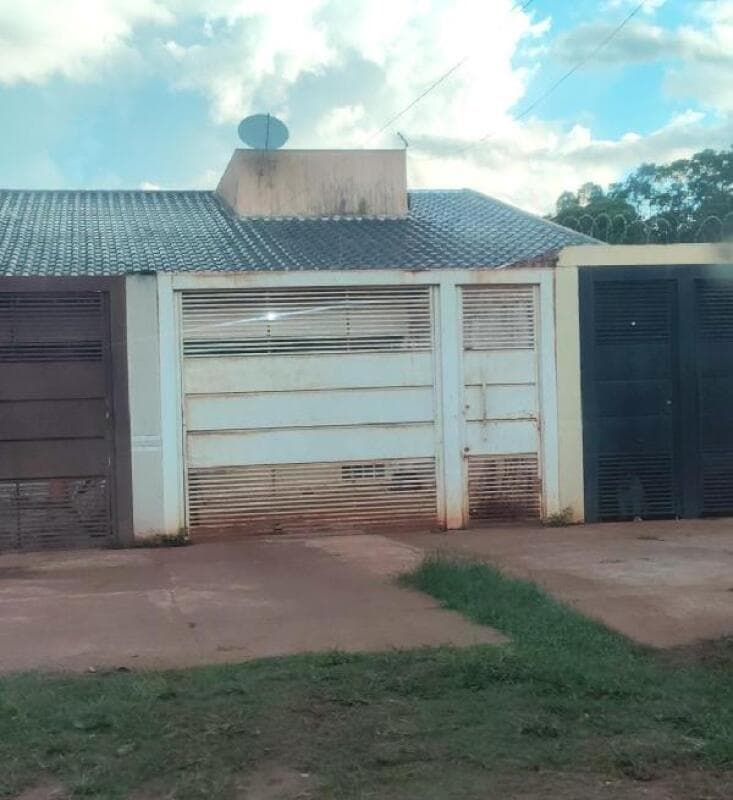 Casa em leilão em Campo Grande - MS — LOTE 175 Casa