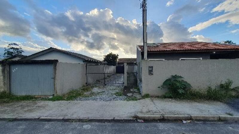 Casa em leilão em Paranaguá - PR — LOTE 261 Casa