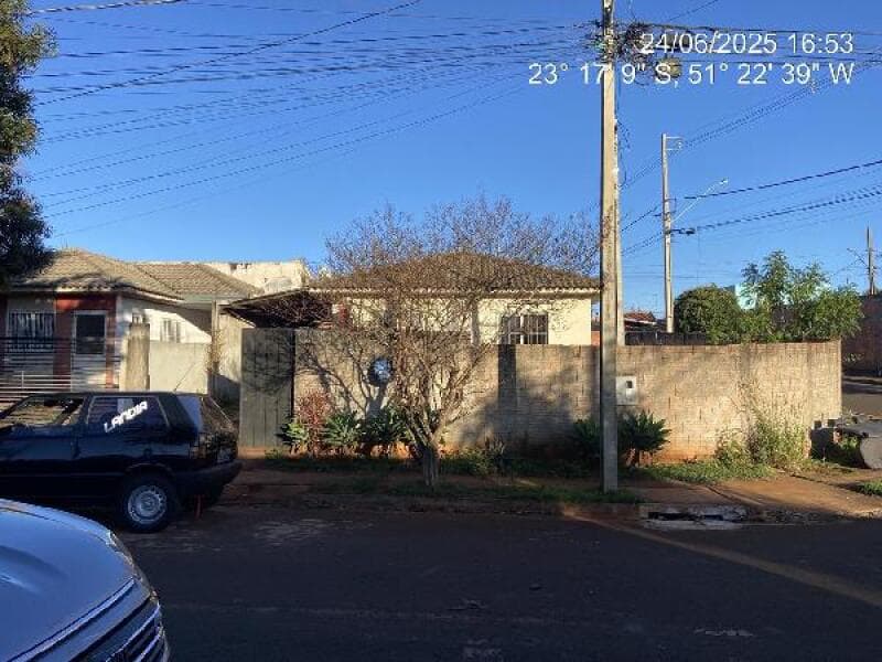 Casa em leilão em Rolândia - PR — LOTE 225 Casa