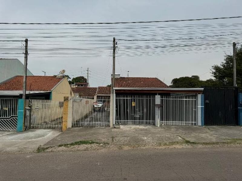 Casa em leilão em São José Dos Pinhais - PR — LOTE 279 Casa