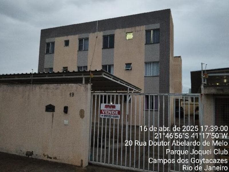 Apartamento em leilão em Campos Dos Goytacazes - RJ — LOTE 288 Apartamento