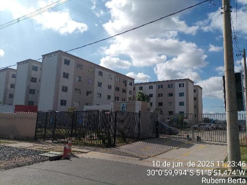 Apartamento em leilão em Porto Alegre - RS — LOTE 365 Apartamento