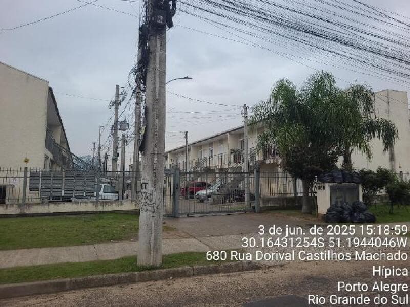 Casa em leilão em Porto Alegre - RS — LOTE 368 Casa