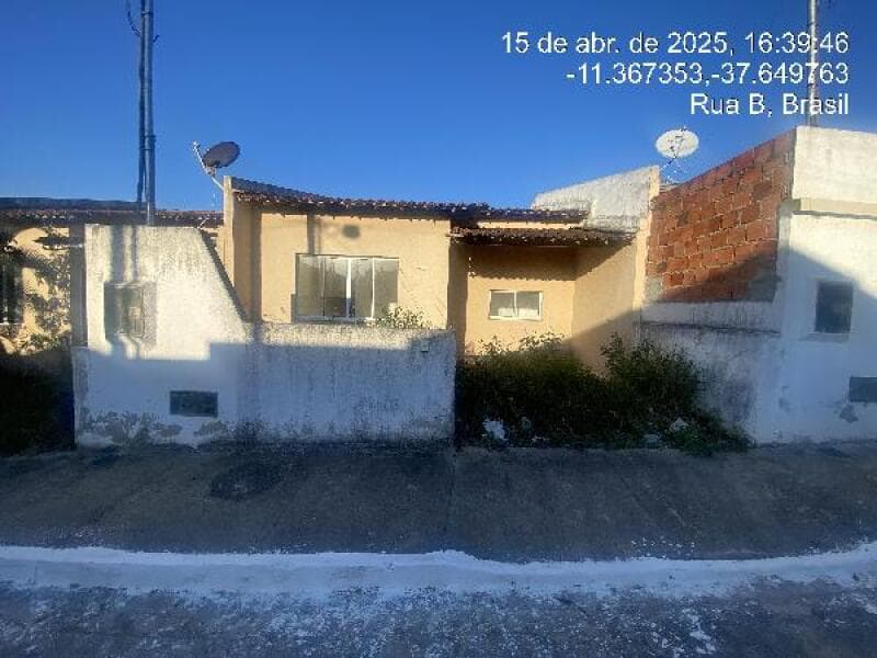 Casa em leilão em Umbaúba - SE — LOTE 401 Casa