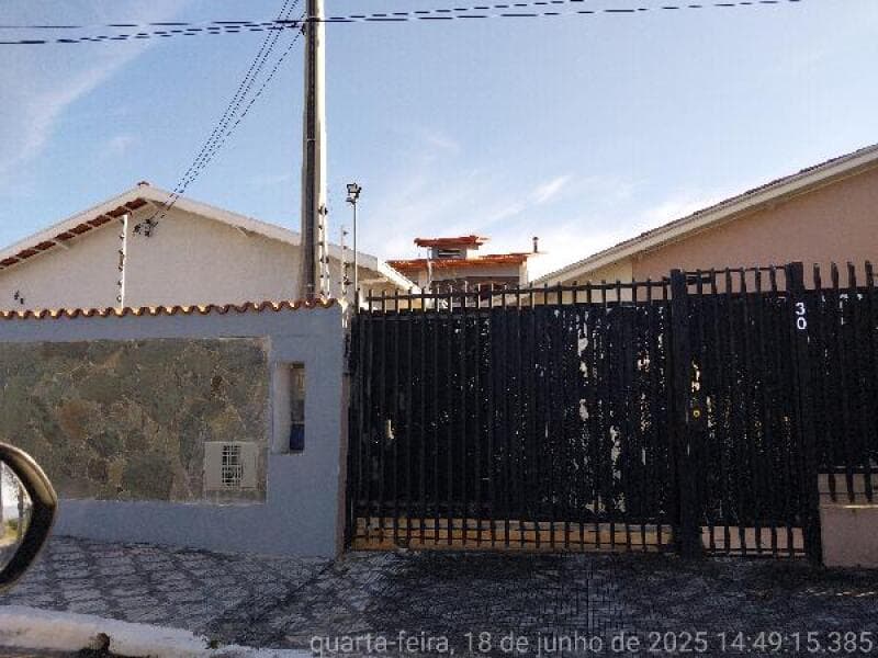 Casa em leilão em Caçapava - SP — LOTE 415 Casa