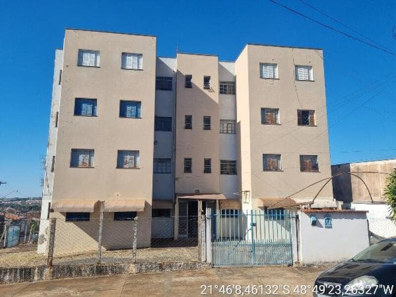 Apartamento em leilão em Ibitinga - SP — LOTE 427 Apartamento