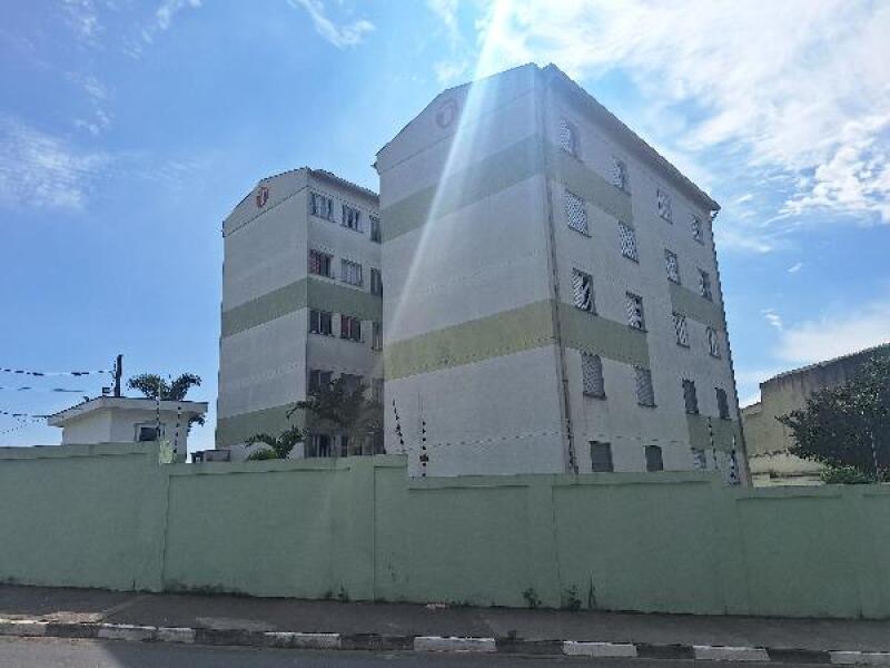 Apartamento em leilão em Itaquaquecetuba - SP — LOTE 429 Apartamento