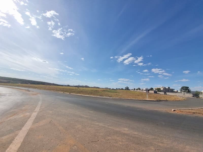 Foto 4 de 4: Terreno em leilão em São Luís De Montes Belos - GO — LOTE 005 Terreno urbano com ou sem benfeitorias