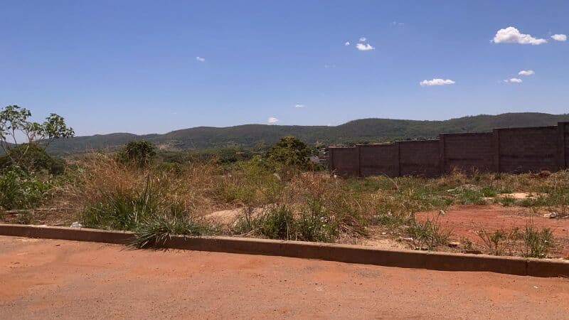 Foto 2 de 3: Terreno em leilão em São Luís De Montes Belos - GO — LOTE 006 Terreno urbano com ou sem benfeitorias