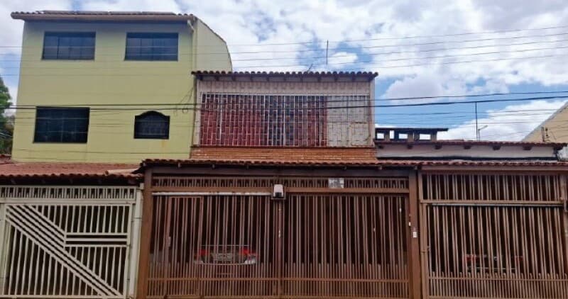Foto 3 de 9: Casa em leilão em Brasília - DF — LOTE 002 Casa