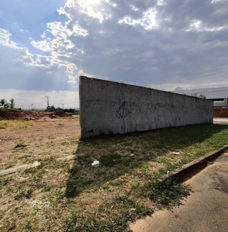 Terreno em leilão em Samambaia - DF, bairro Samambaia — LOTE 012 Terreno Urbano Sem Benfeitoria