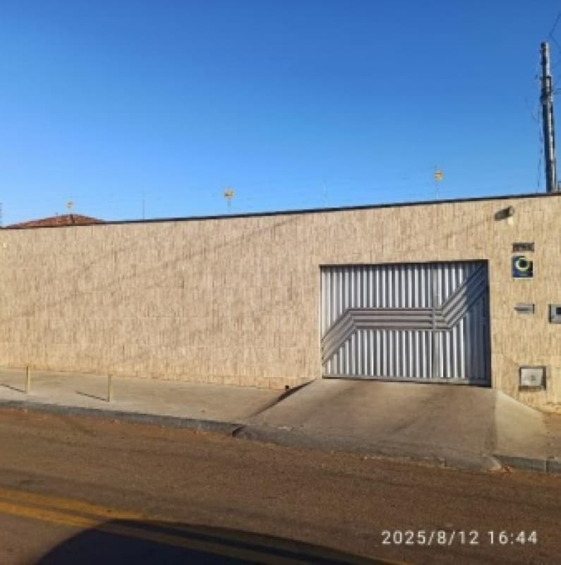 Foto 1 de 11: Terreno em leilão em Goiânia - GO, bairro Jardim Europa — LOTE 001-2 Terreno urbano com ou sem benfeitorias
