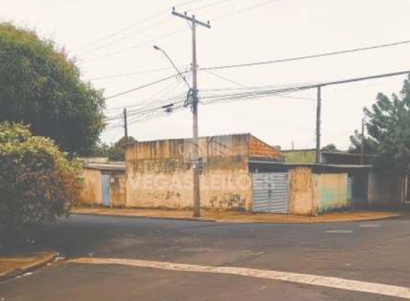 Terreno em leilão em Ribeirão Preto - SP — LOTE 001 Imóvel Rua Japurá esq. com Rua Vila Bela, Rib. Preto/SP