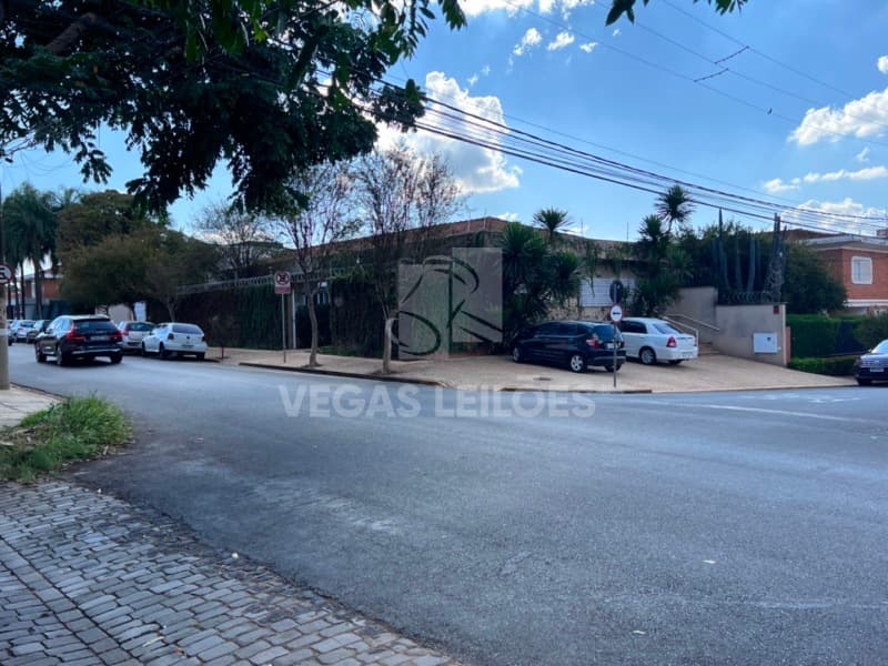 Foto 4 de 5: Casa em leilão em Ribeirão Preto - SP — LOTE 004 Casa Rua Conde Afonso Celso