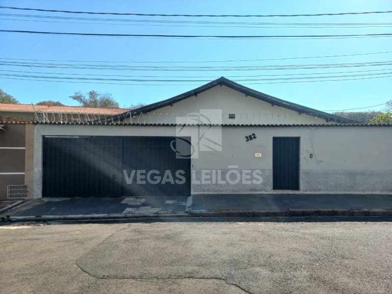 Foto 2 de 3: Casa em leilão em Piracicaba - SP — LOTE 001 Casa em Piracicaba/SP