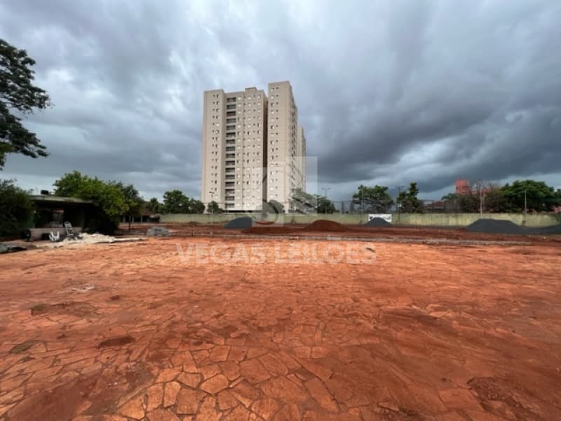 Foto 41 de 46: Terreno em leilão em Ribeirão Preto - SP — LOTE 001 Imóveis - Clube Palestra Itália, Rib. Preto/SP