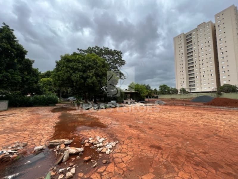 Foto 42 de 46: Terreno em leilão em Ribeirão Preto - SP — LOTE 001 Imóveis - Clube Palestra Itália, Rib. Preto/SP