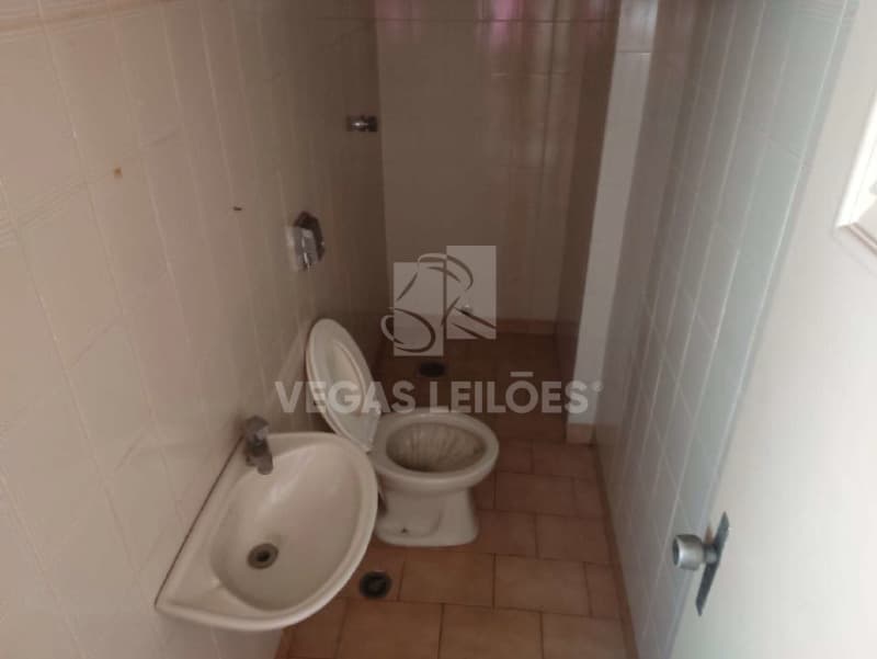 Foto 11 de 16: Apartamento em leilão em Ribeirão Preto - SP, bairro Centro — LOTE 001 Direitos - Apartam. Rua Marcondes Salgado, Rib. Preto/SP