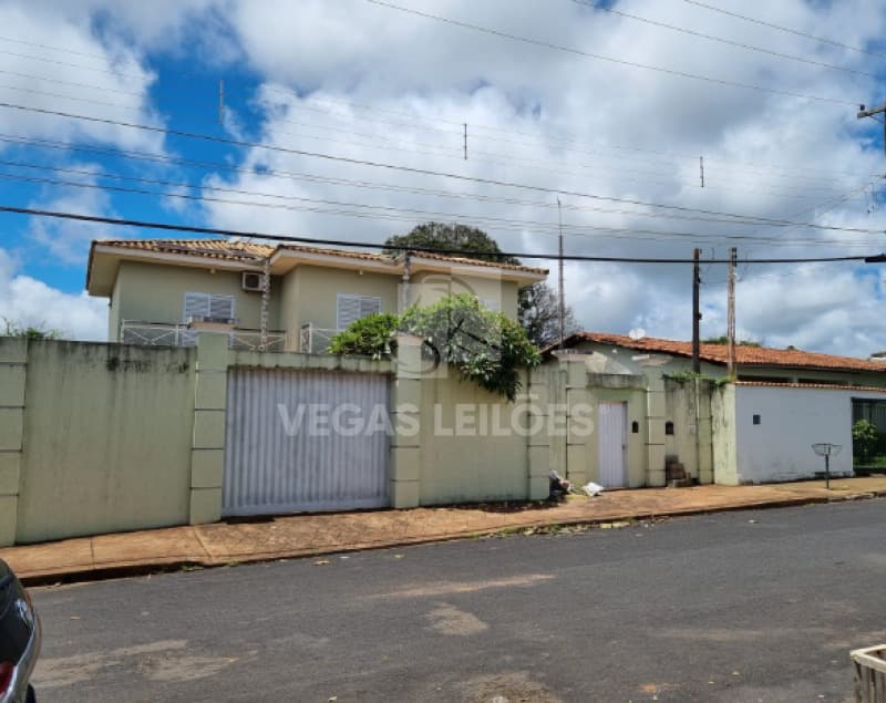 Foto 2 de 3: Casa em leilão em Cristais Paulista - SP — LOTE 001 Imóvel em Cristais Paulista/SP