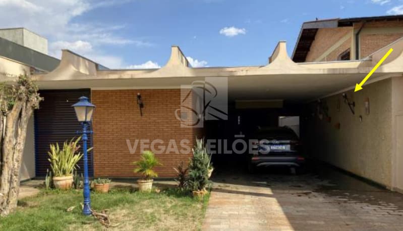 Foto 2 de 13: Casa em leilão em Barretos - SP, bairro Centro — LOTE 001 Casa Av.43, Barretos/SP