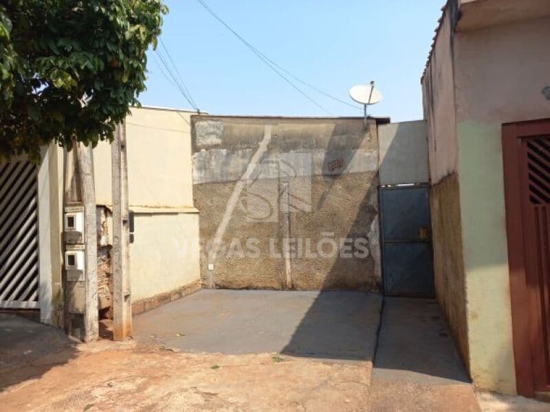 Casa em leilão em Ribeirão Preto - SP, bairro Ipiranga — LOTE 001 Casa bairro Ipiranga, Rib. Preto/SP