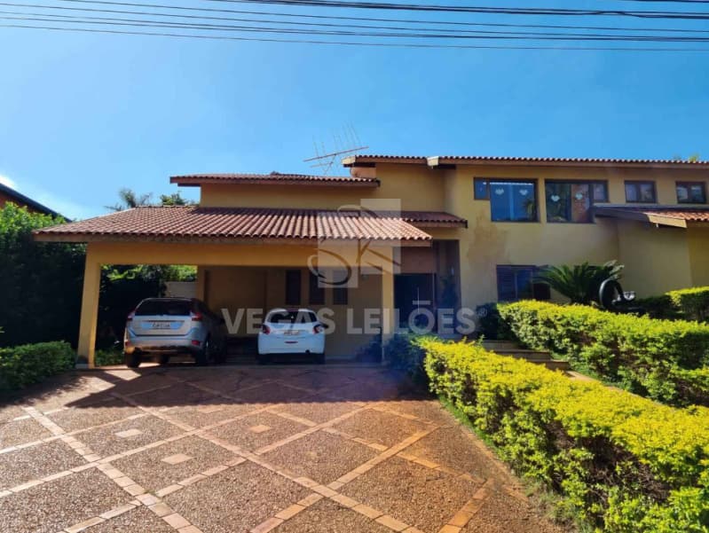 Foto 1 de 4: Casa em leilão em Ribeirão Preto - SP, bairro Bonfim Paulista — LOTE 002 Direitos - Casa Condomínio Firenze