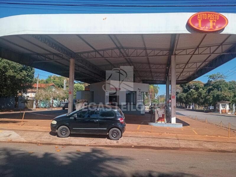 Foto 2 de 10: Comercial em leilão em Trabiju - SP, bairro Centro — LOTE 001 Prédio comercial em Trabijú/SP