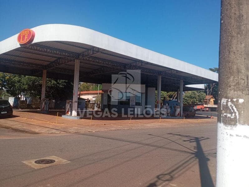 Foto 9 de 10: Comercial em leilão em Trabiju - SP, bairro Centro — LOTE 001 Prédio comercial em Trabijú/SP