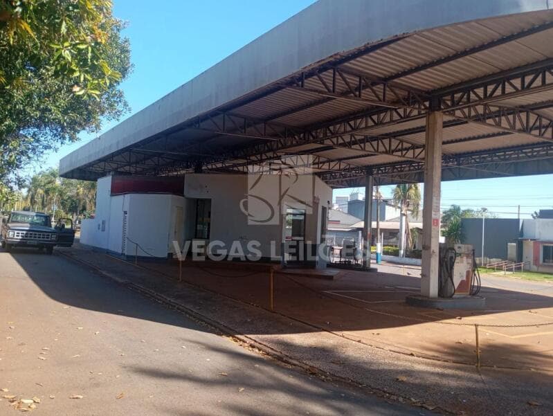 Foto 10 de 10: Comercial em leilão em Trabiju - SP, bairro Centro — LOTE 001 Prédio comercial em Trabijú/SP