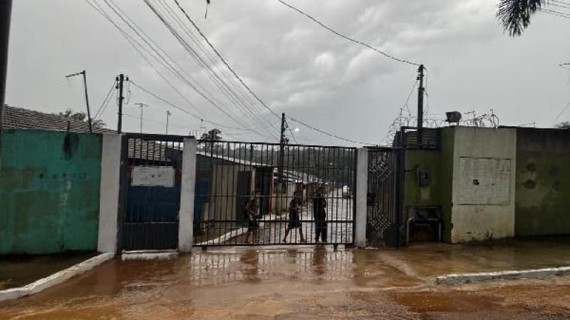 Casa em leilão em Cidade Ocidental - GO — LOTE 085 Casa