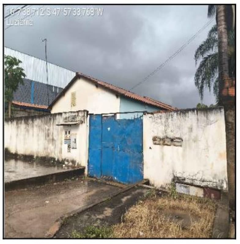 Casa em leilão em Luziânia - GO — LOTE 098 Casa