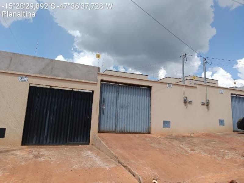 Casa em leilão em Planaltina - GO — LOTE 110 Casa
