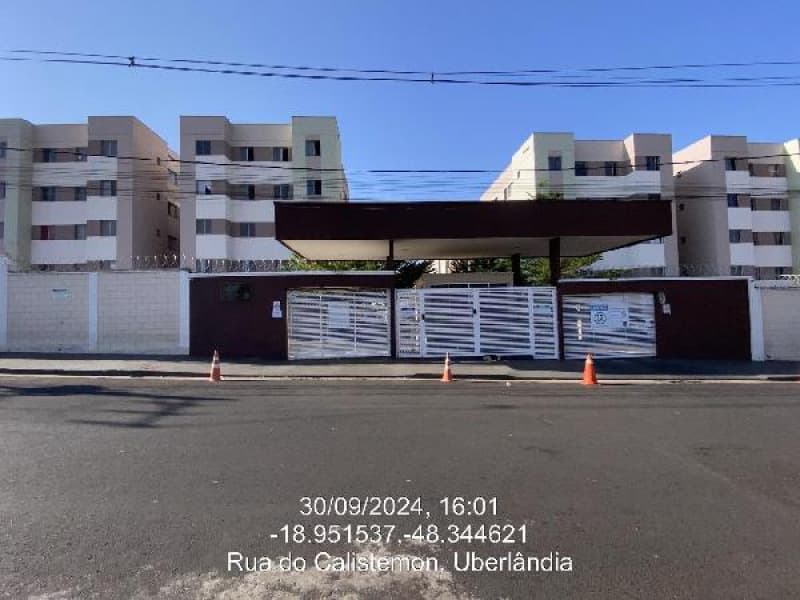 Apartamento em leilão em Uberlândia - MG — LOTE 185 Apartamento