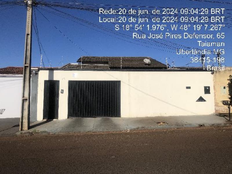 Casa em leilão em Uberlândia - MG — LOTE 187 Casa