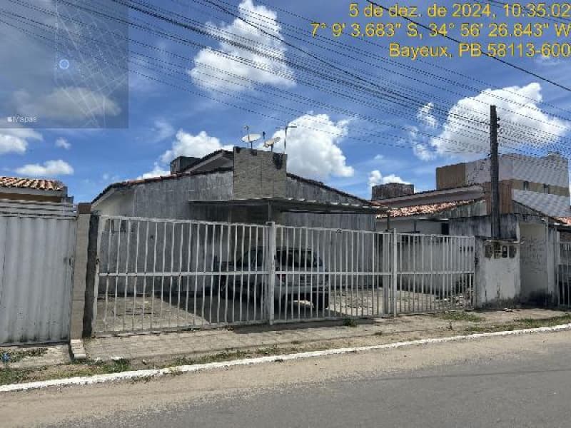 Casa em leilão em Bayeux - PB — LOTE 221 Casa