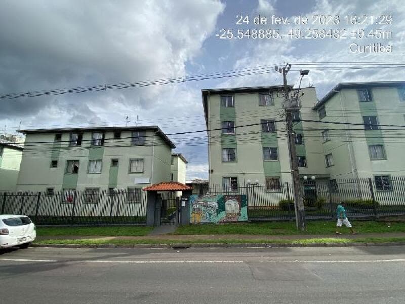 Apartamento em leilão em Curitiba - PR — LOTE 298 Apartamento