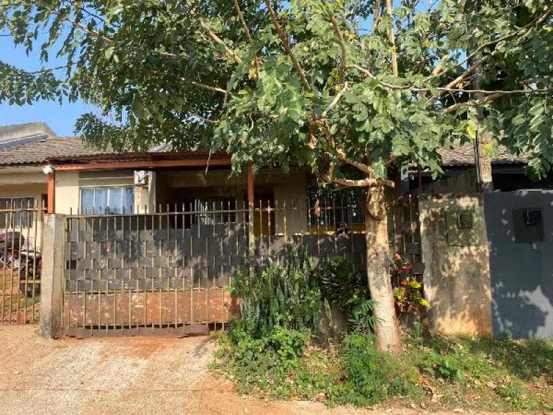 Casa em leilão em Foz Do Iguaçu - PR — LOTE 301 Casa