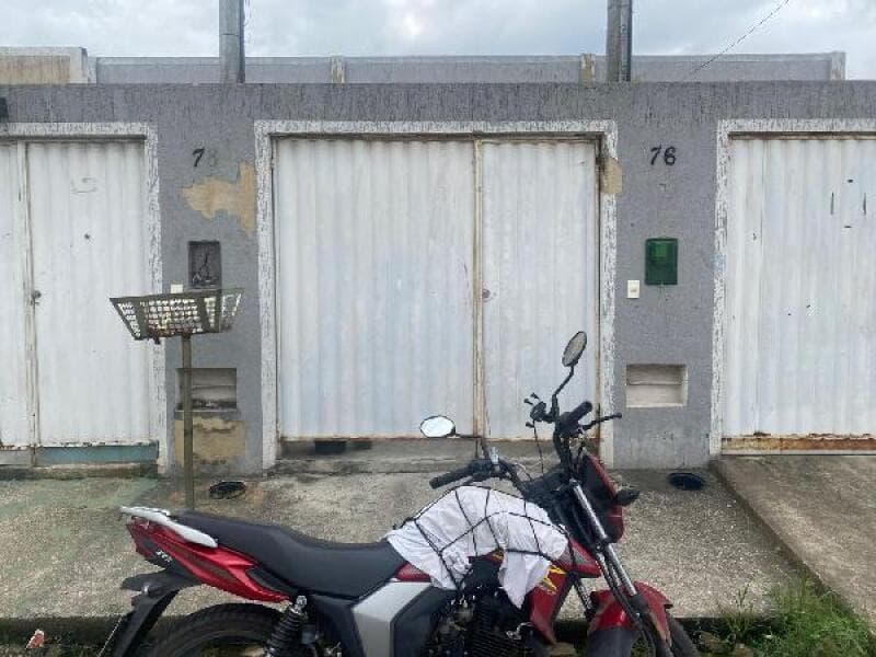 Casa em leilão em Nova Iguaçu - RJ — LOTE 334 Casa