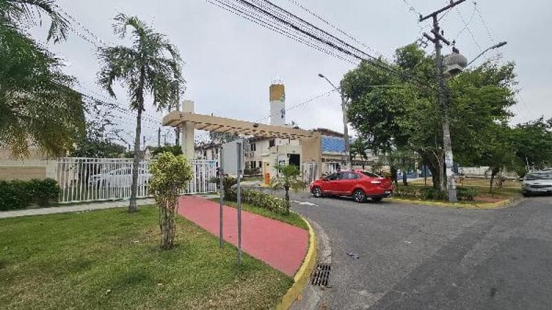 Casa em leilão em Rio De Janeiro - RJ — LOTE 367 Casa