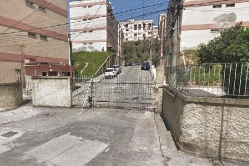 Apartamento em leilão em São Gonçalo - RJ — LOTE 405 Apartamento