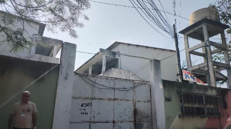 Casa em leilão em São Gonçalo - RJ — LOTE 412 Casa