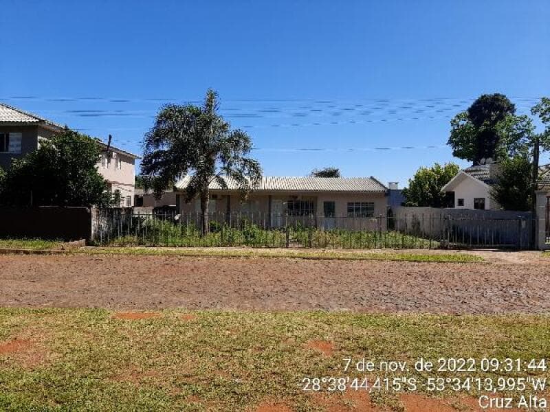 Casa em leilão em Cruz Alta - RS — LOTE 452 Casa