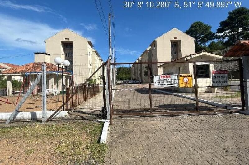 Apartamento em leilão em Porto Alegre - RS — LOTE 460 Apartamento