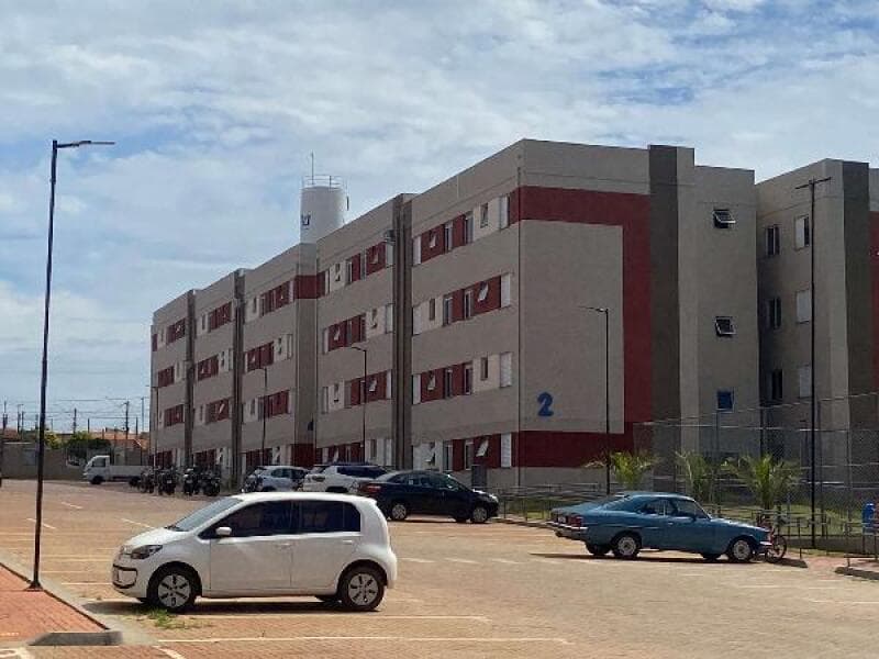 Apartamento em leilão em Araraquara - SP — LOTE 476 Apartamento