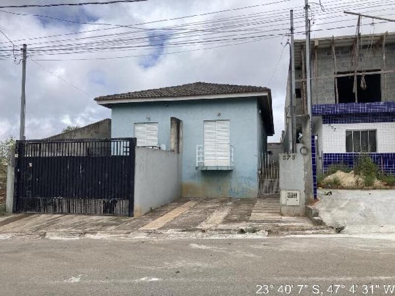 Casa em leilão em Cotia - SP — LOTE 491 Casa